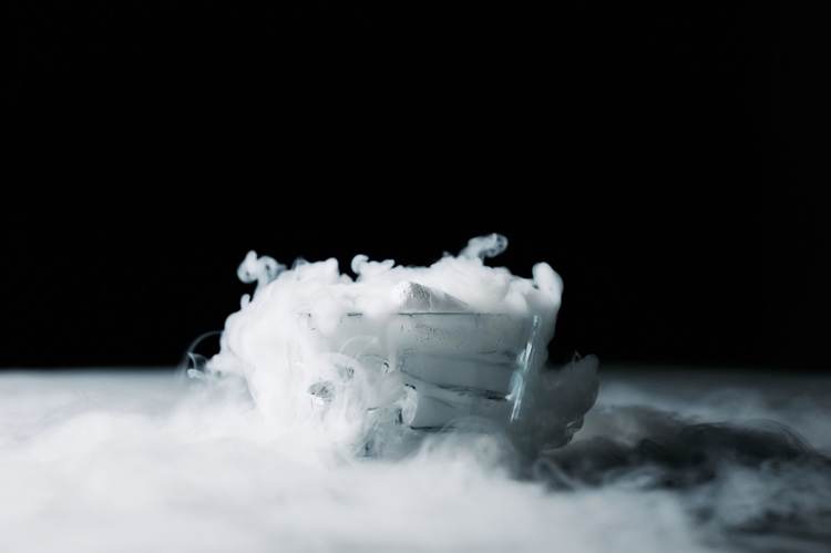 Dry ice, Sumber: pexels.com